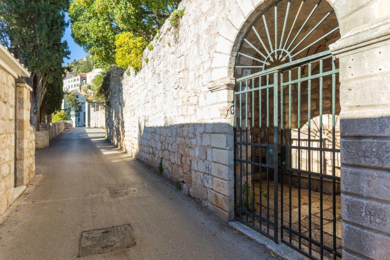 Villa Palmera Дубровник Екстериор снимка